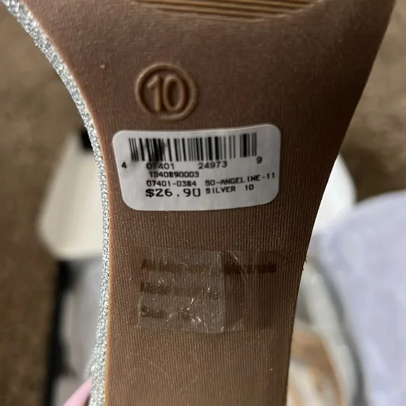 Windsor Glittering Silver Heels ✨ - Picture 6 of 7